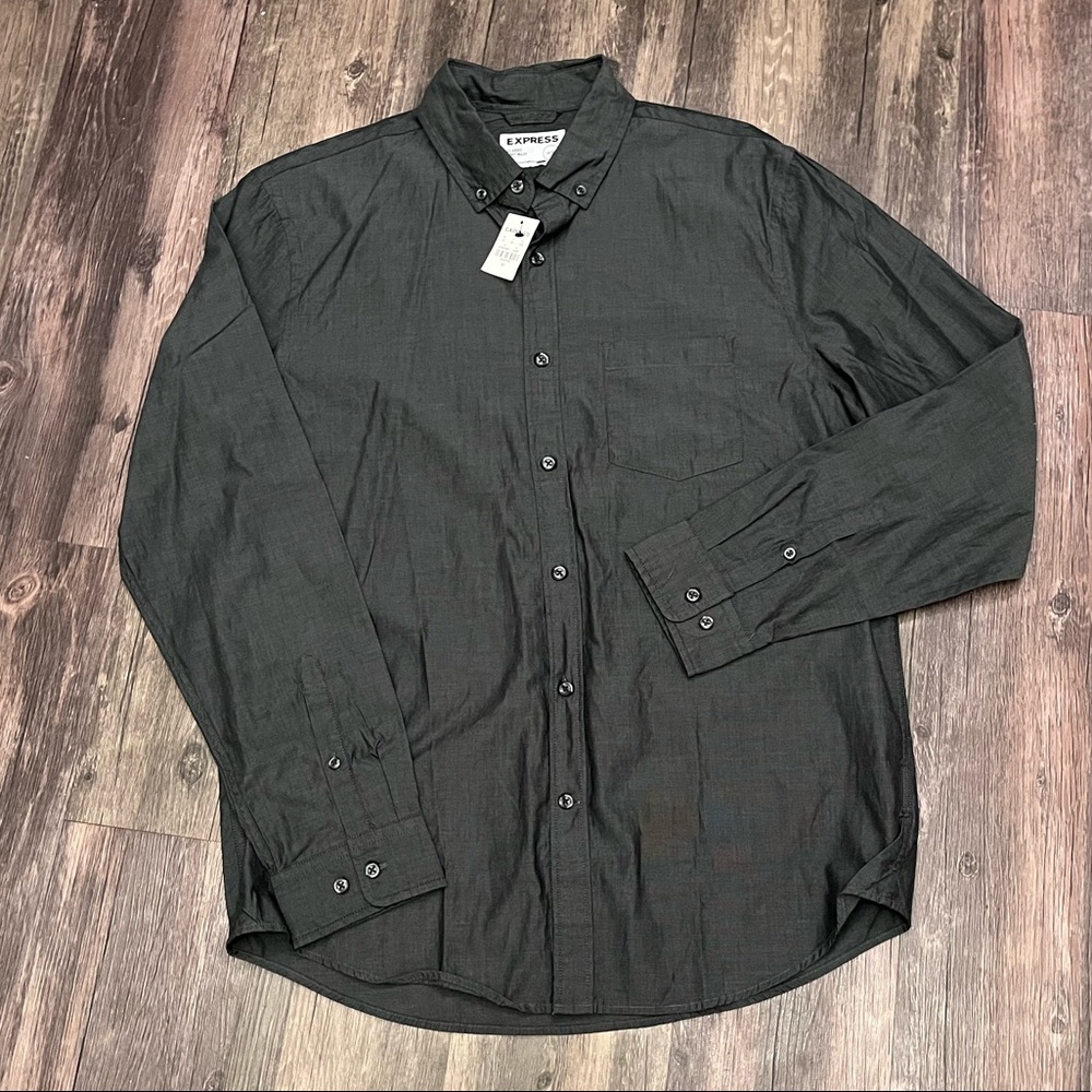 Men’s EXPRESS Grey Long Sleeve Button Up Dress Shirt size M NWT